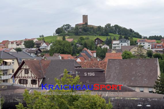 U-Boot-Transport-durch-Hilsbach-und-Weiler (© Siegfried Lörz)